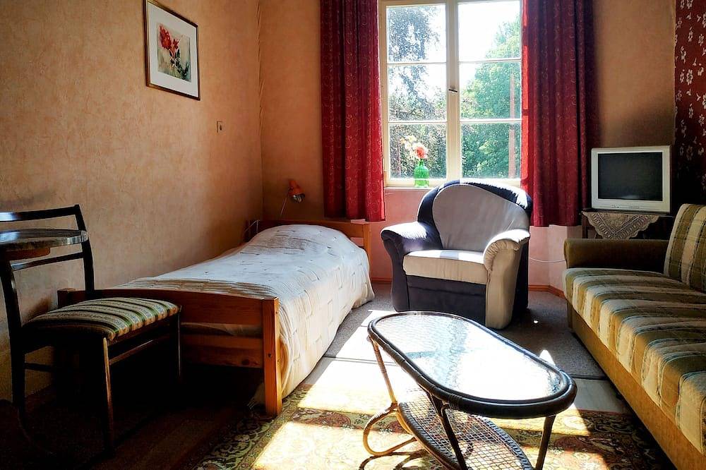 Ganze Wohnung, Gutshaus Polßen - Urlaub in der Uckermark in Gramzow, Uckermark