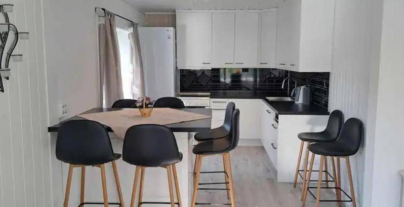 Ferienwohnung für 5 Personen, mit Garten und Ausblick in Hammerfest