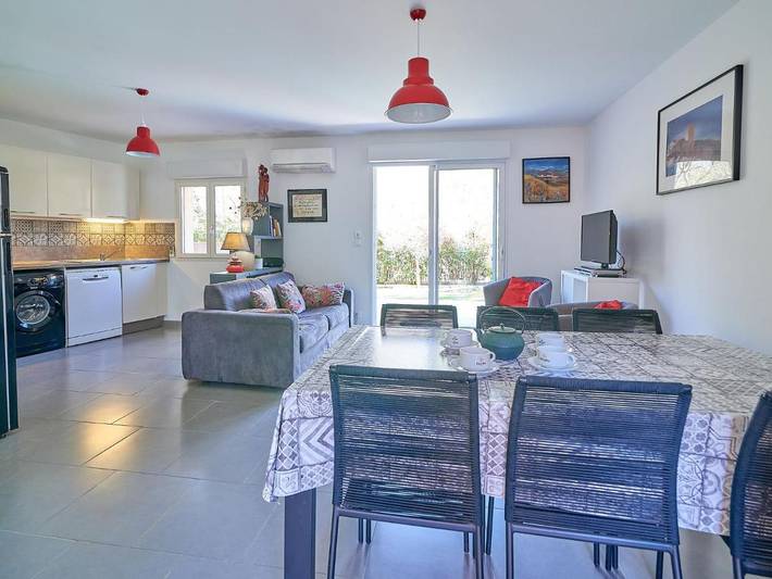 Location de vacances pour 4 personnes, avec terrasse dans Plage Camp Long - 4