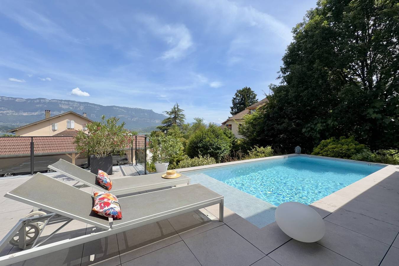 Villa 6 p Piscine à 5 mn à pied du lac in Le Bourget-du-Lac, Chambéry region
