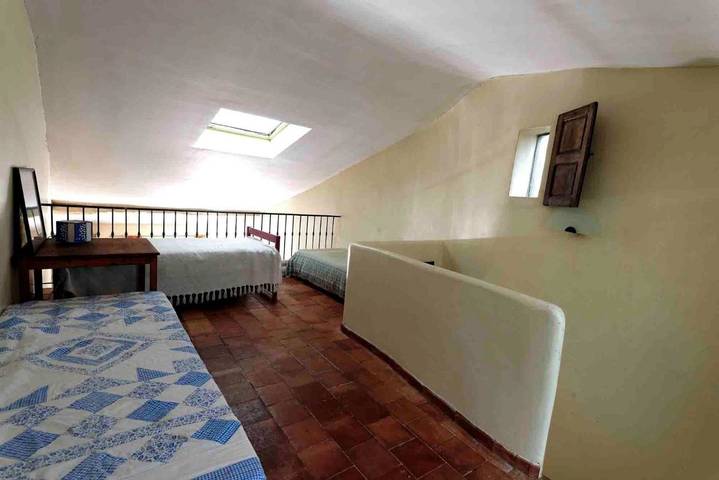 Gîte pour 10 personnes, avec vue ainsi que piscine et jardin à Rians - 4