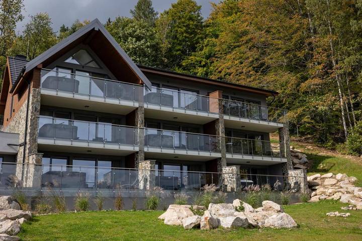 Ośrodek wypoczynkowy dla 4 osób, z ogród i widok oraz balkon i basen, zwierzęta dozwolone w Szklarska Poręba