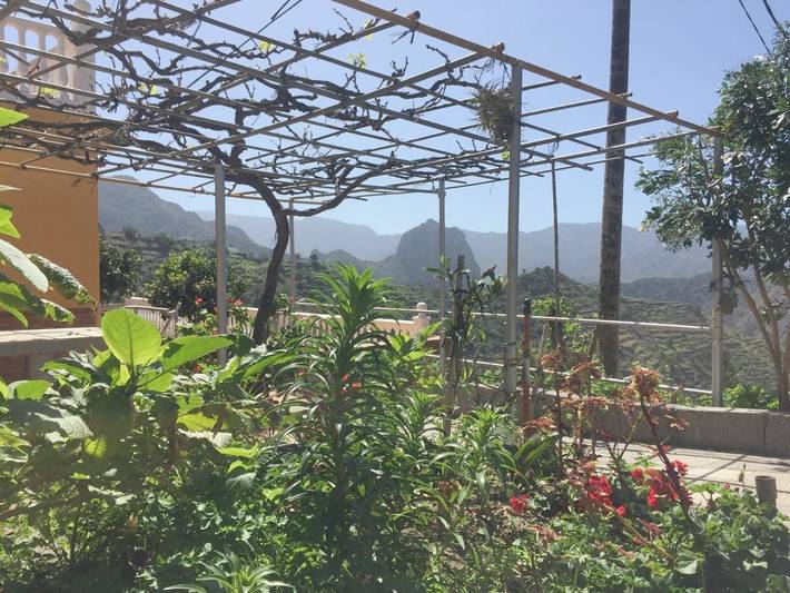 Casa rural para 2 personas, con jardín y vistas en La Gomera