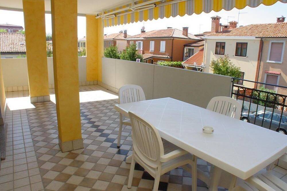 Appartamento intero, Accogliente casa vacanze con vista incantevole in Piper Beach, Grado