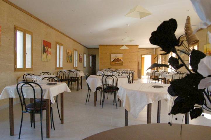 Location de vacances pour 2 personnes, avec jardin et piscine ainsi que jacuzzi et sauna à Théziers - 3