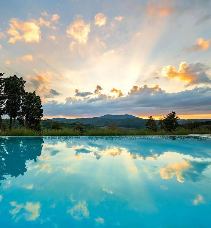 Ferienhaus für 3 Personen, mit Terrasse und Whirlpool sowie Garten und Pool