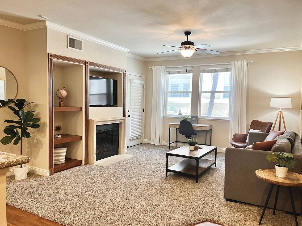 Appartamento intero, Relaxing 2-Br Apt with Pool, Hot Tub & Gym in Nevada