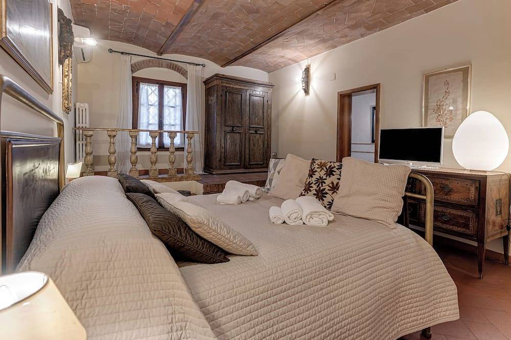 Ganze Wohnung, Erstaunliche rustikale Wohnung mit einem Schlafzimmer in Montespertoli, Florenz Provinz
