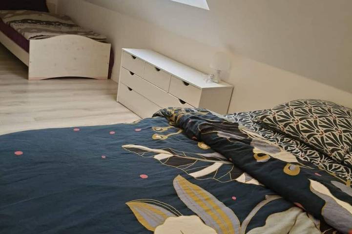 Location de vacances pour 7 personnes, avec jardin à Lanmérin - 2