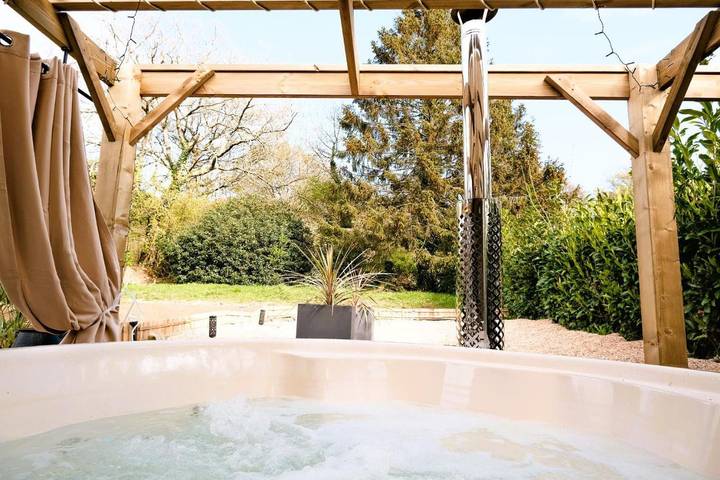 Location de vacances pour 4 personnes, avec sauna ainsi que jacuzzi et jardin à Brix - 4