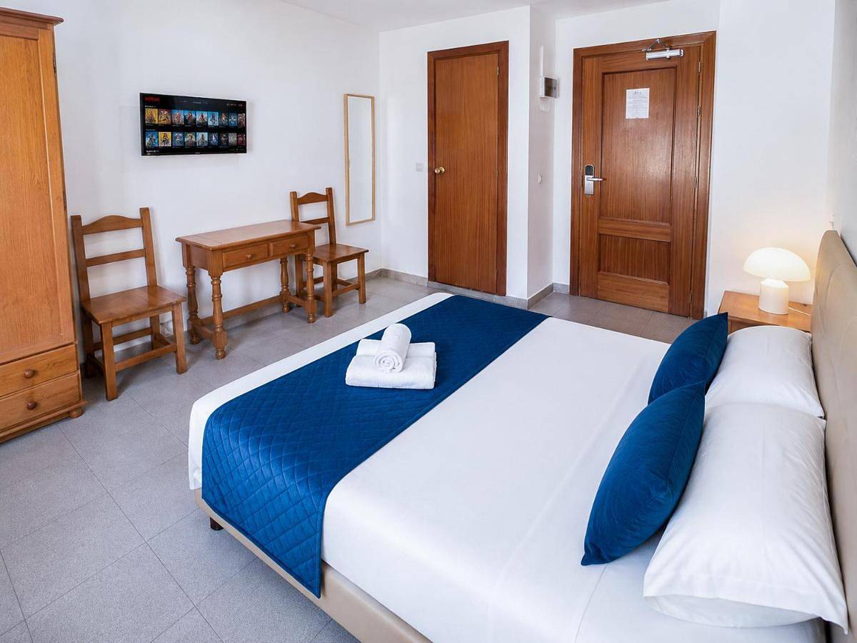 Sun Serramar Boutique Hostal in Arroyo de La Miel, Benalmádena