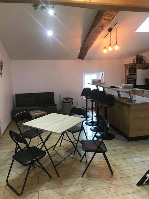 Appartement entier, Le nid de bois - Centre ville -Thermes-Center Parc in Casteljaloux, Région de Nérac