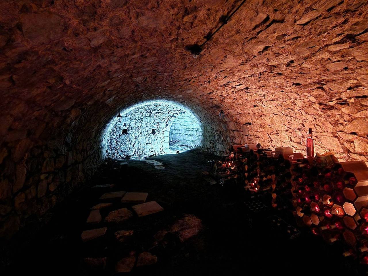 Ganze Ferienwohnung, Ihre Fewo mit Kunst und Design mitten in Heiligenstadt - Ihre Fewo mit Kunst und Design mitten in Heiligenstadt in Heiligenstadt, Fränkische Schweiz