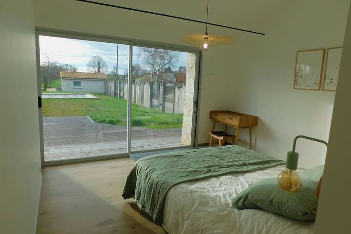 Location de vacances pour 8 personnes, avec terrasse et jardin à Monbazillac - 3