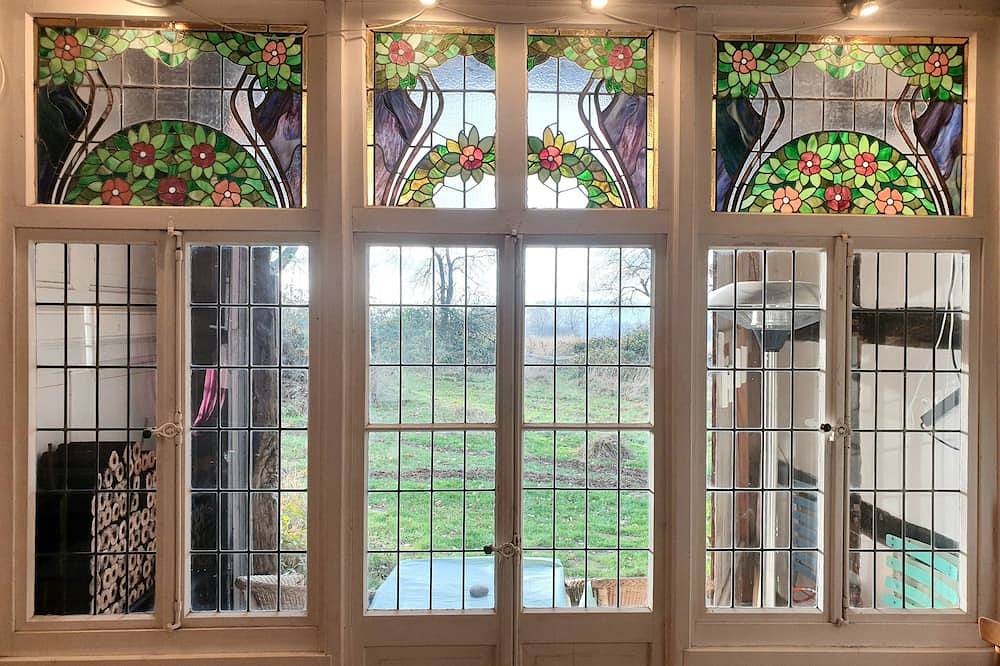 Historic half-timbered house, sauna, natural garden, fitness, movie theater, view  in Detmold, Distrito de Lippe