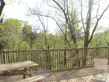 Camping pour 4 Personnes dans Saint-Constant-Fournoulès, Massif central, Photo 3