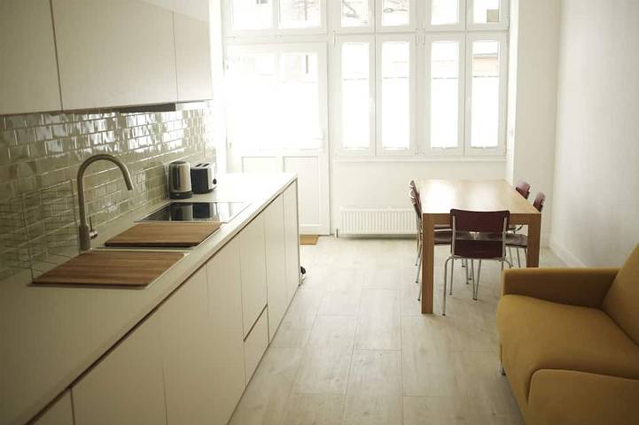 Ferienwohnung für 8 Personen in Moabit Berlin