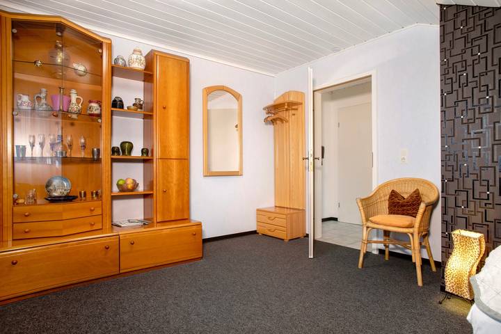 Appartement entier, Appartement 'Apfelstübchen' avec vue sur la montagne et Wi-Fi in Friedrichshafen, Region Bodensee-Oberschwaben