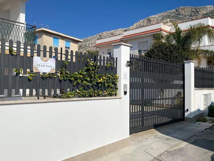 Location de vacances pour 6 personnes, avec jardin à Isola delle Femmine - 2