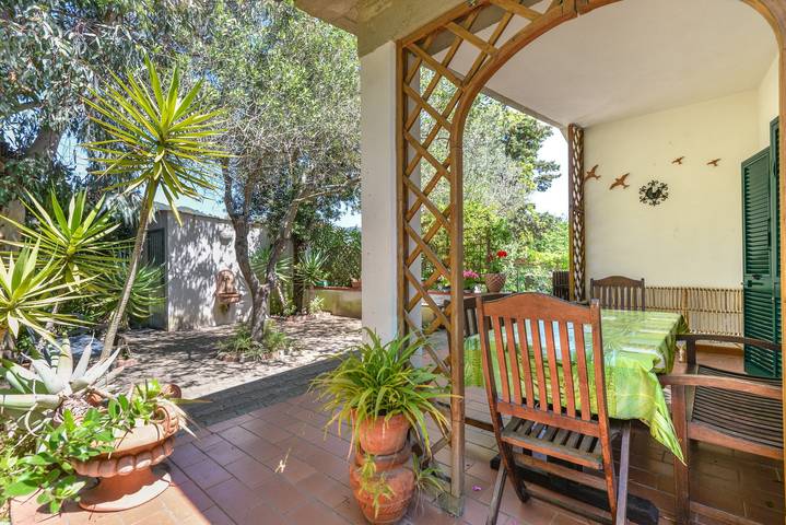 Appartement entier, Appartement de vacances "Casa Neda" avec jardin privé in Colle di Procchio, Marciana