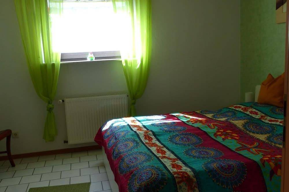 Ganze Wohnung, Anja´s Ferienwohnung - Sonnige Souterrainwohnung in Alken, Osteifel