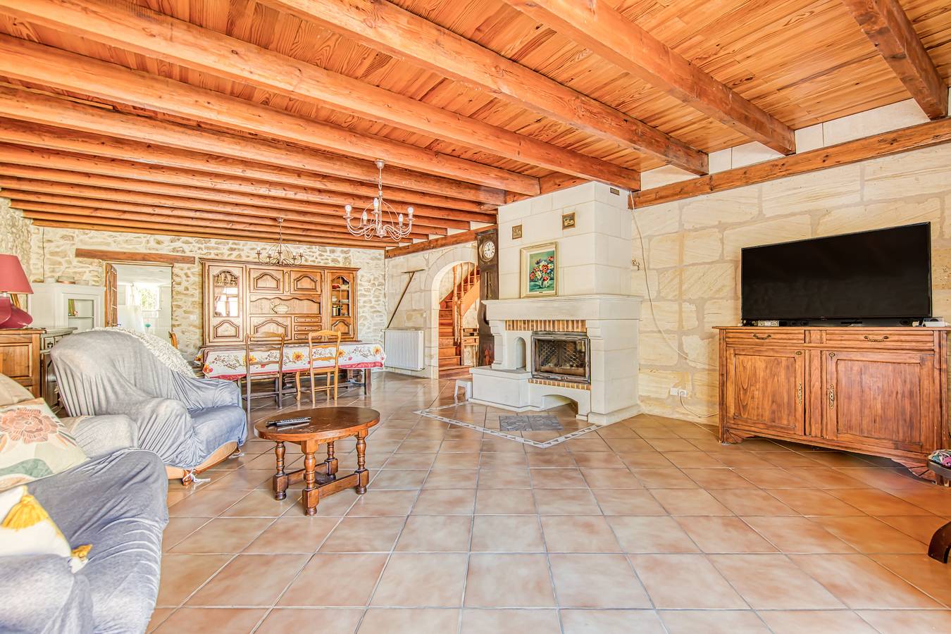 Villa 'St Genès' con jardín privado y Wi-Fi in Saint-Genès-de-Blaye, Región de Blaye