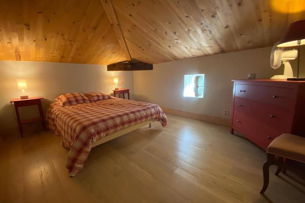 Maison Gasconne De Charme Avec Piscine Privative in Marsolan, Gers