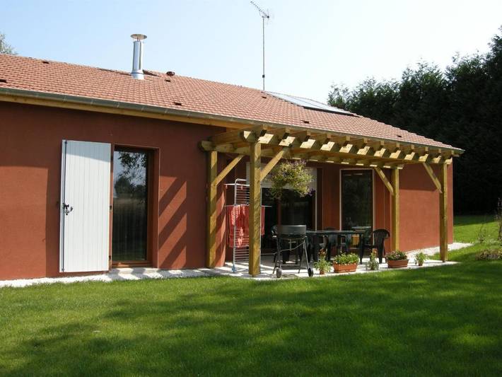 Location de vacances pour 6 personnes, avec Terrasse et Jardin à Viéville