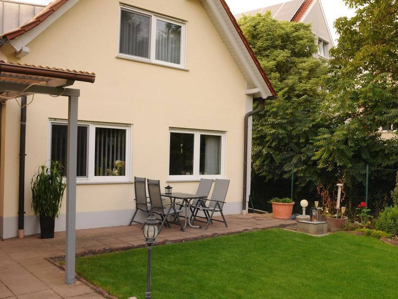 Ganze Ferienwohnung, Ferienwohnung Gartenblick - 4-Bettwohnung in Lustadt, Rheinebene