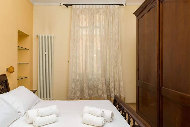 Appartamento intero, Guesthost - Alessandria Central Apt 10min walk Central Station in Alessandria, Alessandria (Comune)