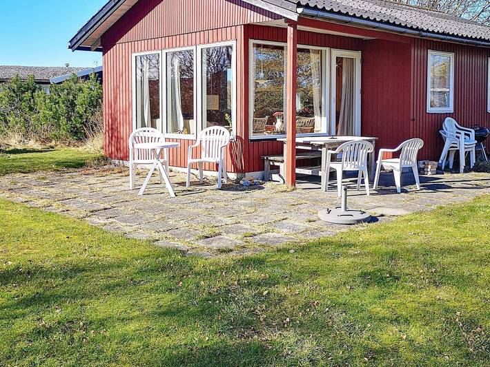 Ferienhaus für 5 Personen, mit Terrasse in Knebel