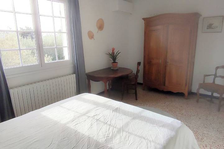 Gîte pour 5 personnes, avec jardin ainsi que terrasse et piscine à Ceyreste - 4