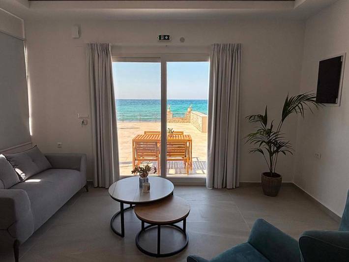 Gîte pour 2 personnes, avec Terrasse et Vue dans Milatos Beach