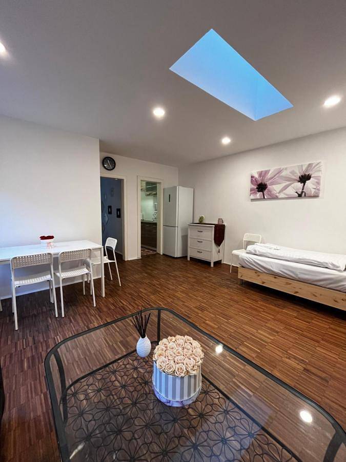 Ferienwohnung für 5 Personen, mit Ausblick und Garten sowie Terrasse in Düsseldorf - 4