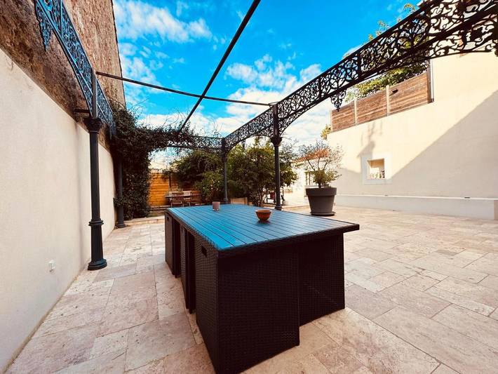 Location de vacances pour 6 personnes, avec jardin ainsi que piscine et vue à Puichéric - 2