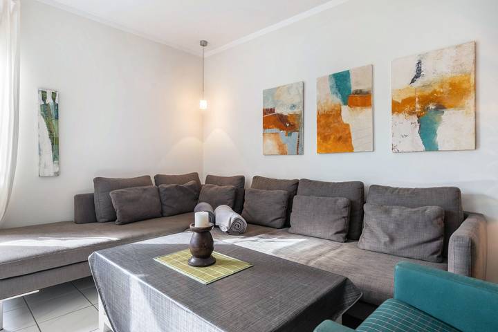Apartamento inteiro, Apartamento 'Mein Fehmarn' com Terraço Privado, Jardim Partilhado e Wi-Fi in Fehmarn Oeste, Fehmarn