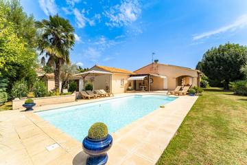 Location de vacances pour 6 personnes, avec terrasse et jardin à Bergerac