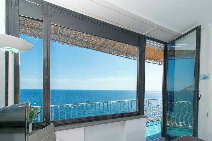 Casa Stella Marisa Positano - Unica Vista Mare Terrazza vicino Spiaggia e Centro in Spiaggia Fornillo, Positano