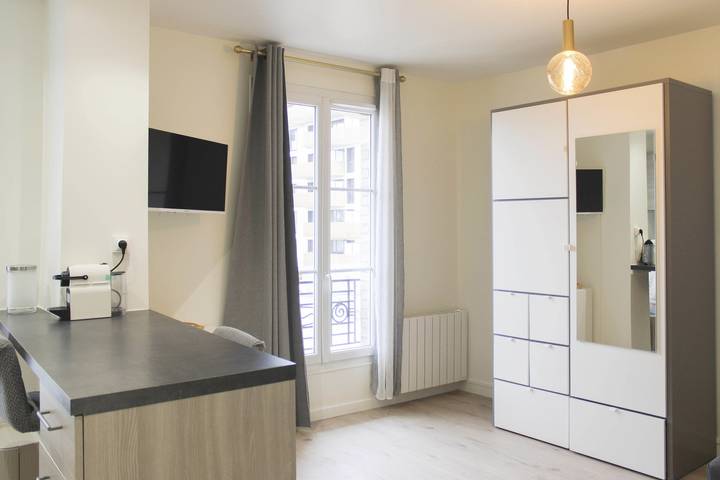 Gîte pour 2 personnes, adapté aux familles à Clichy - 4