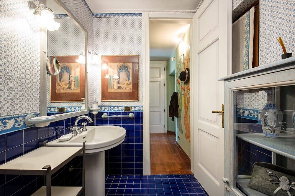 Elegant Vakantiehuis Privé Zwembad Fitnessruimte Grote Tuin Groenruimte in Verona, Provincie Verona