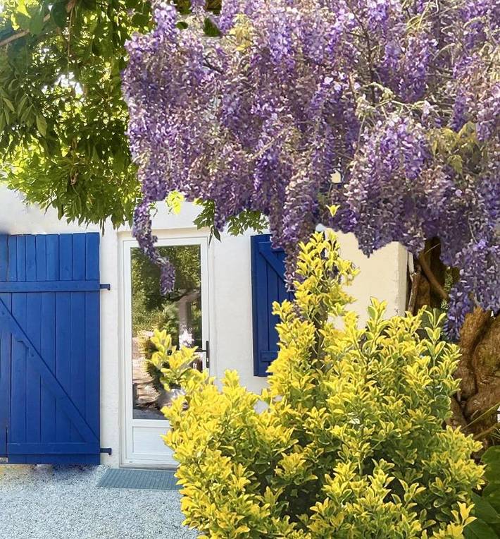 Location de vacances pour 4 personnes, avec jardin à Mées