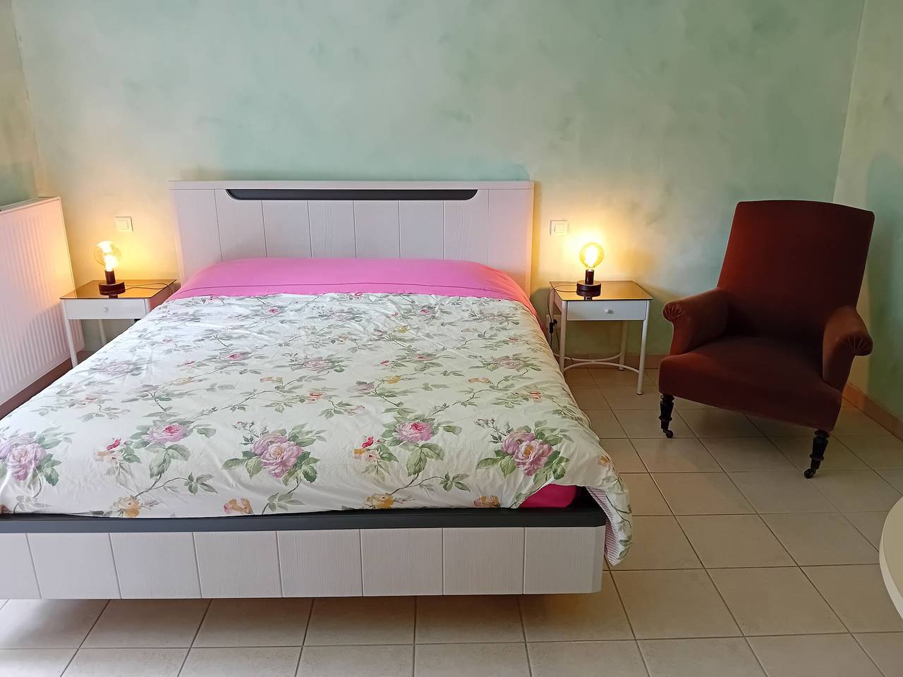 Maison d'hôtes à la ferme avec chambres spacieuses in Montceau-et-Écharnant, Région de Beaune