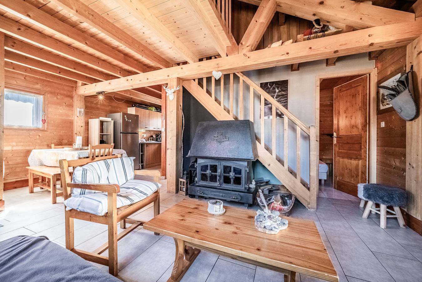 Chalet „6p Classique - Le Rhodo“ mit Bergblick, privater Terrasse und Wlan in Verchaix, Region Bonneville