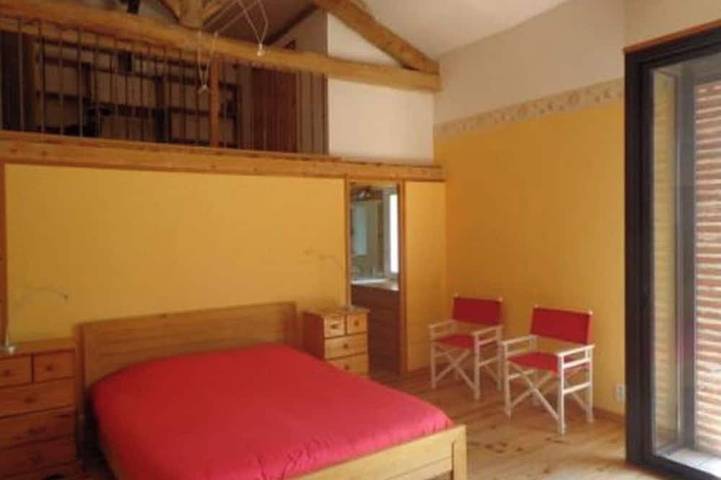 Location de vacances pour 36 personnes, avec Terrasse et Jardin à Fayssac - 2