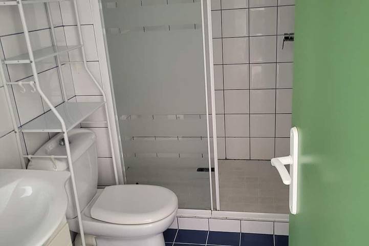 Gîte pour 3 personnes, avec jardin et terrasse, animaux acceptés à Hérépian - 3