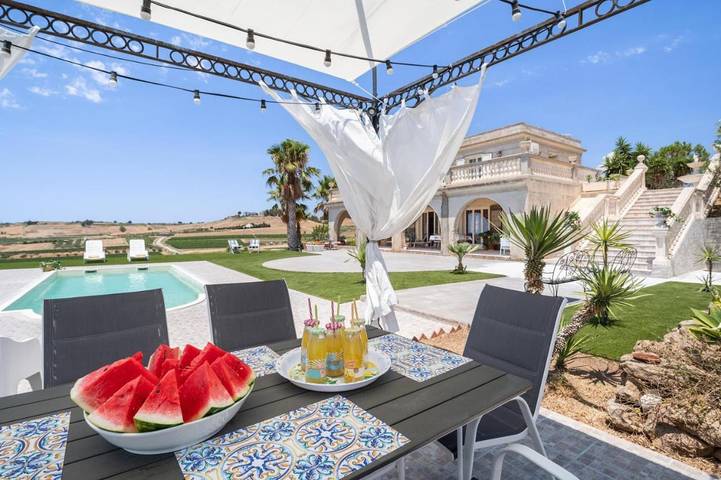 Location de vacances pour 8 personnes, avec jardin et piscine à Menfi - 4