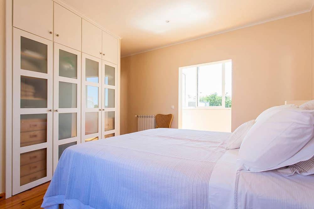 Ganze Wohnung, Santos Terrasse mit Flussblick - Boutique Duplex in Lissabon, Costa de Lisboa