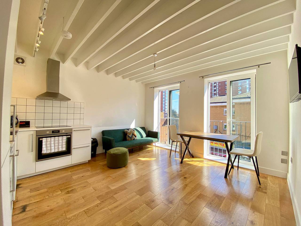 Entire apartment, The Market View Apartment in Southwark, London