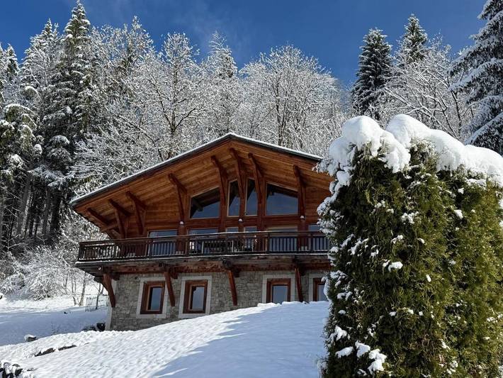 Chambre d’hôte pour 3 personnes, avec Terrasse et Jacuzzi ainsi que Jardin et Vue en Haute-Savoie - 2
