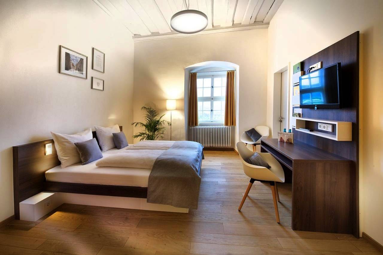 Apartment With Shared Bathroom in Kronach, Oberfranken
